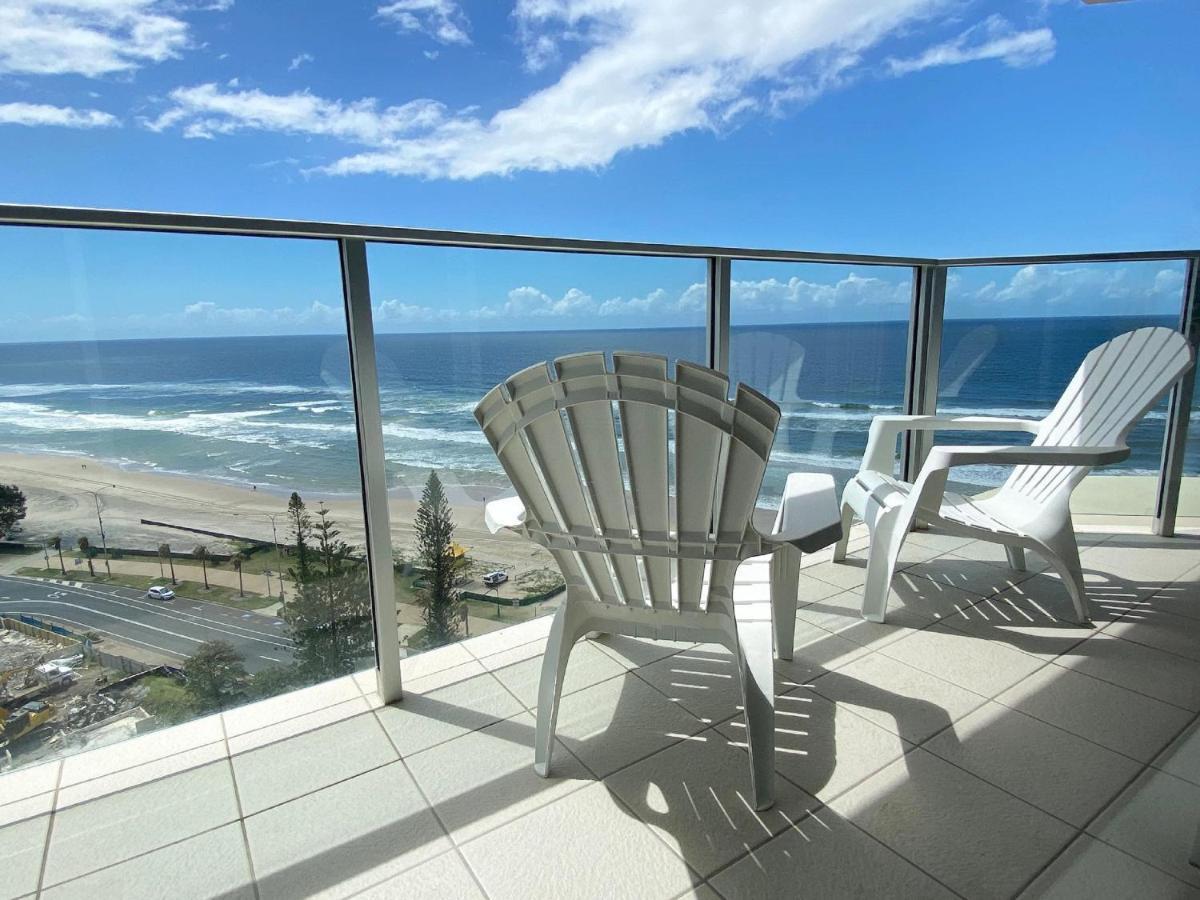 Hi Surf Beachfront Resort Apartments Gold Coast Bagian luar foto