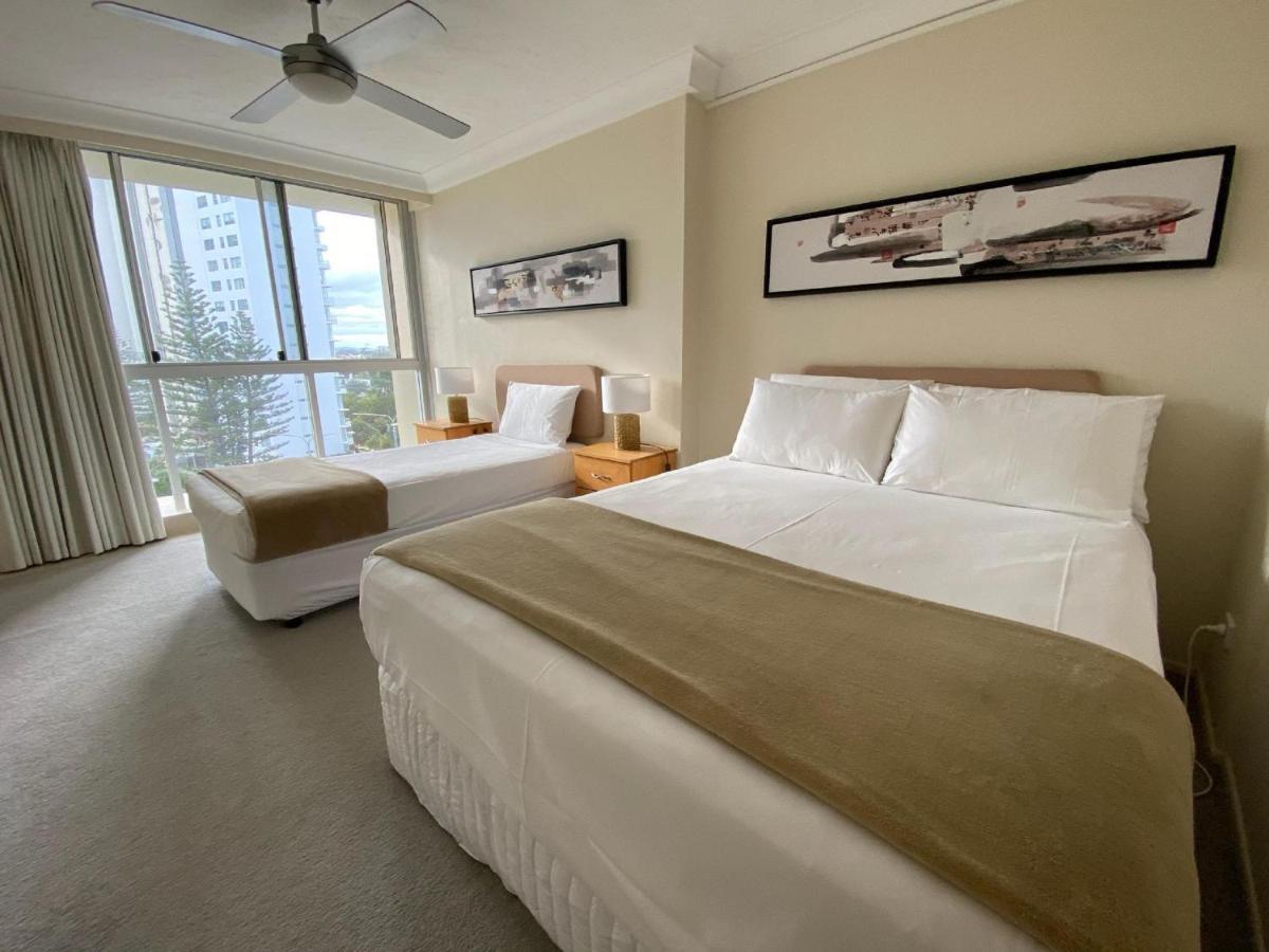 Hi Surf Beachfront Resort Apartments Gold Coast Bagian luar foto